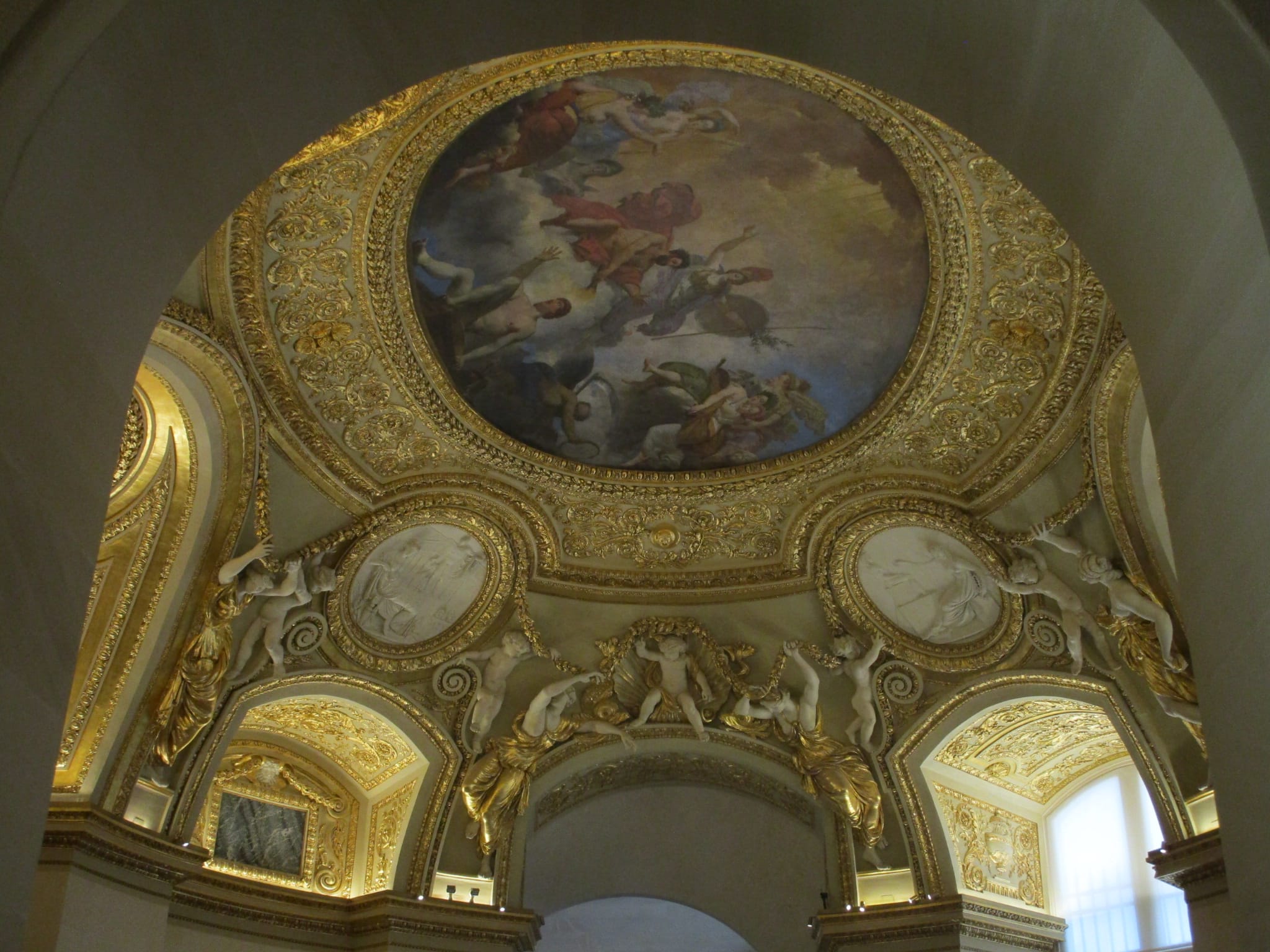 Photo au Musée du Louvre.